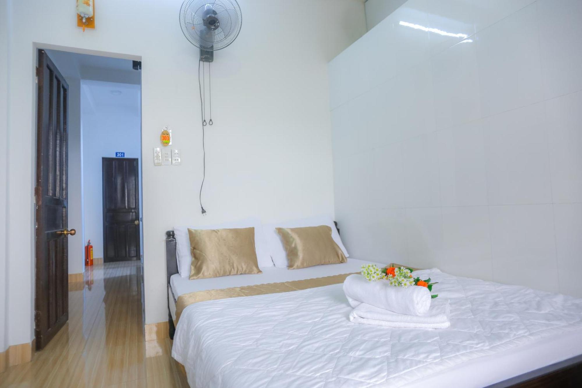 Sea Homestay Хюэ Экстерьер фото